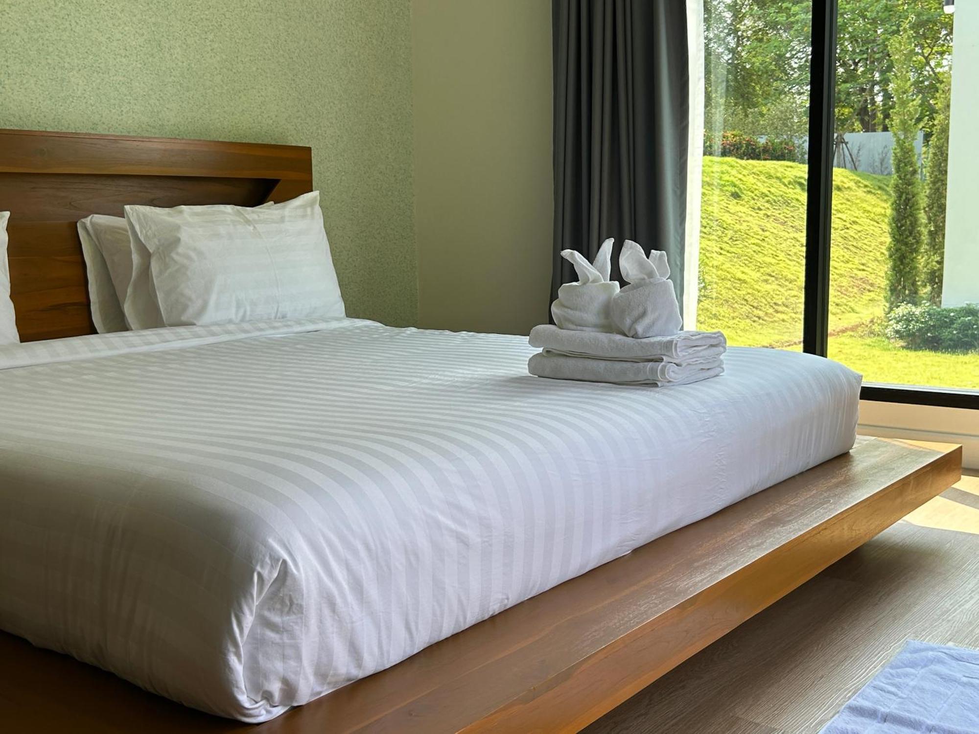 Rakmak Kan Resort & Cafe Kanchanaburi Bilik gambar