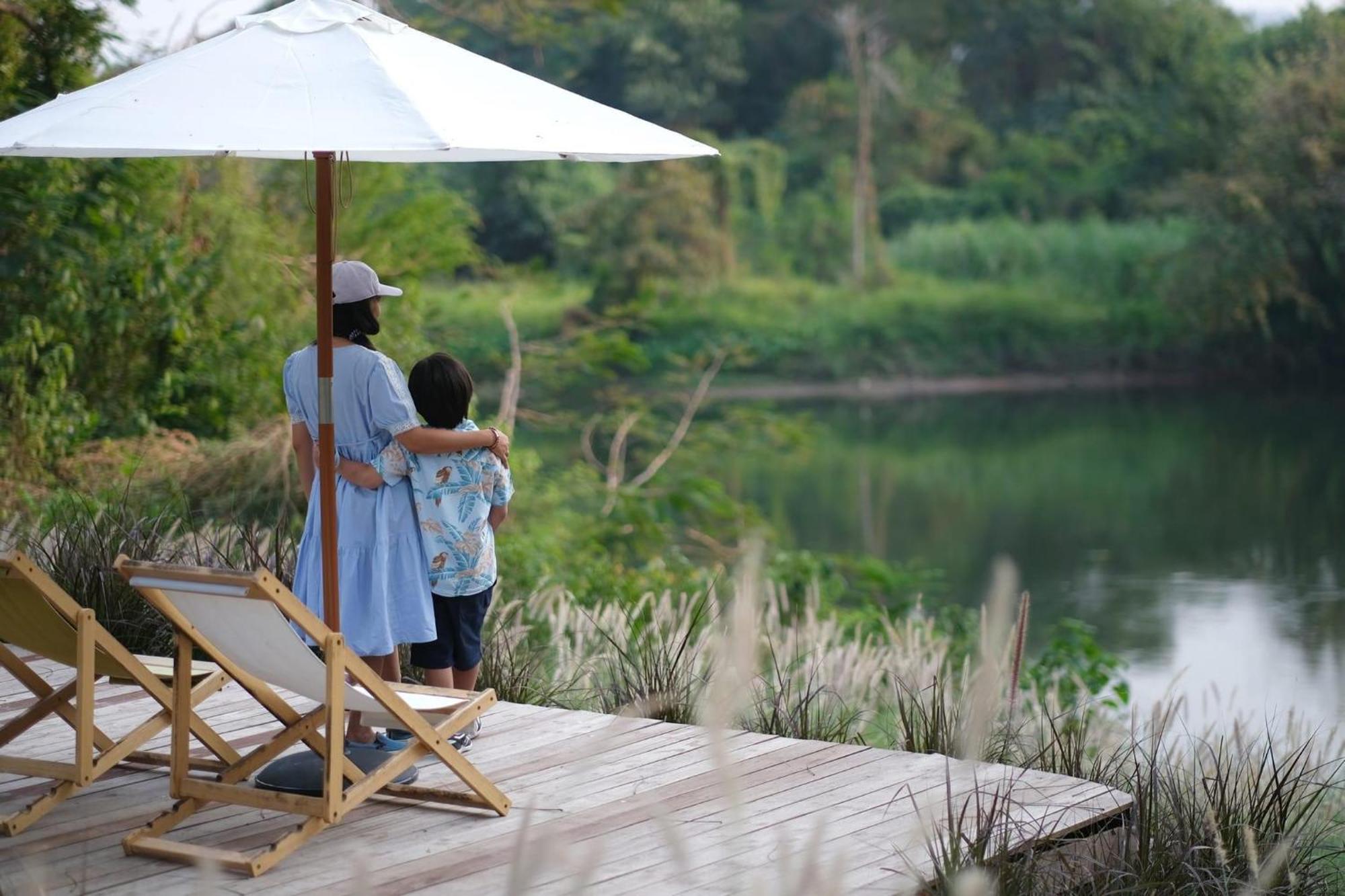 Rakmak Kan Resort & Cafe Kanchanaburi Luaran gambar
